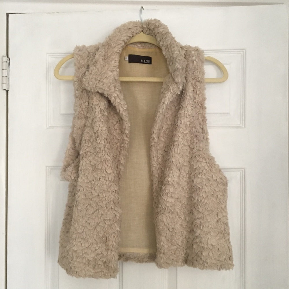 Cream colored MYNE vest - super cozy
